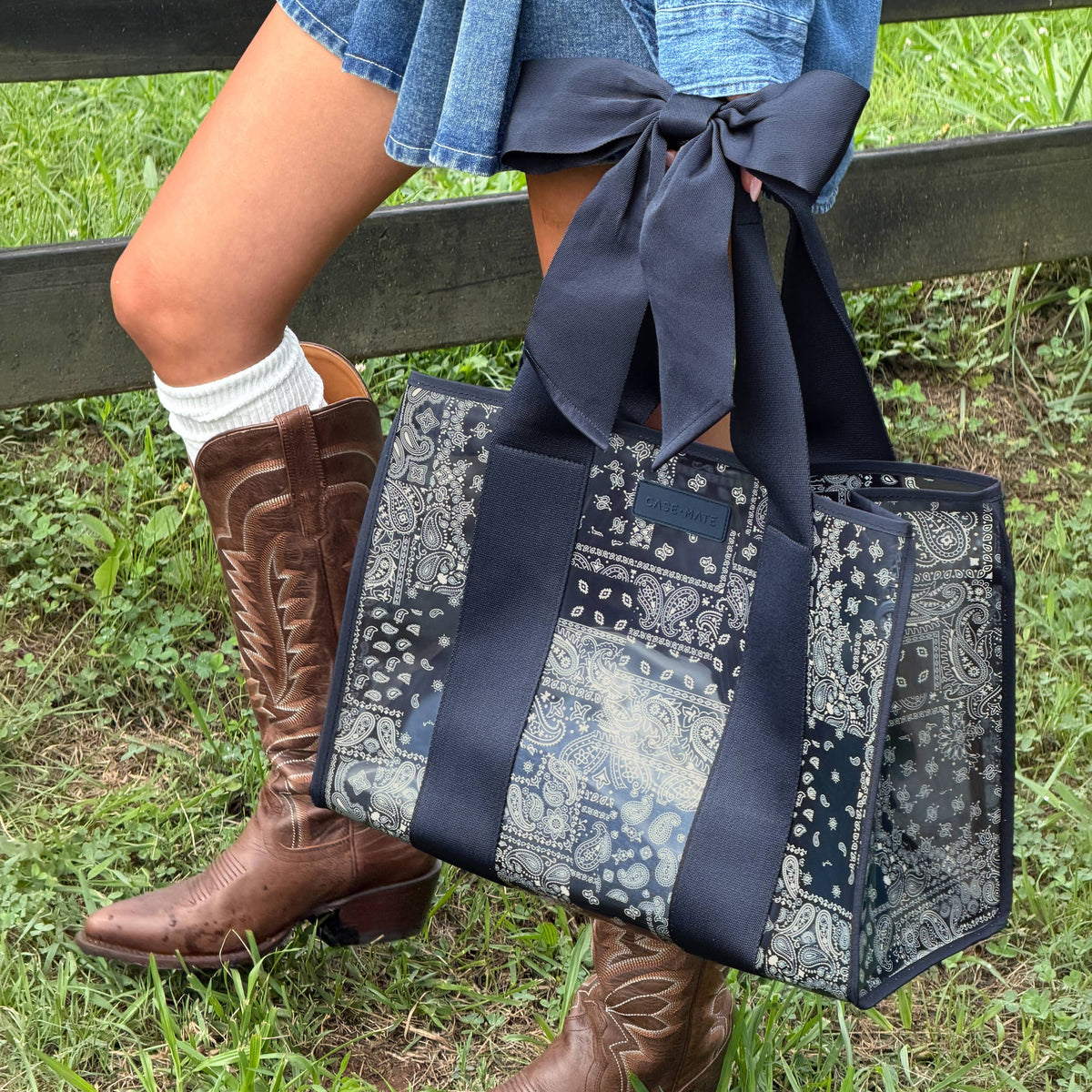 Case-Mate Bow Jelly Tote- Navy Bandana
